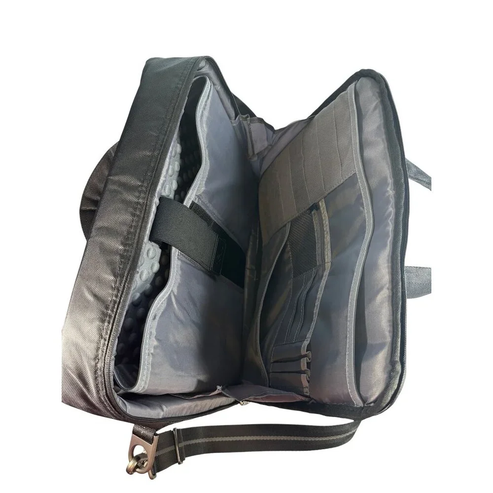 Dell Black Nylon Laptop Bag With Adjustable Shoulder Strap & Multiple Compartmen